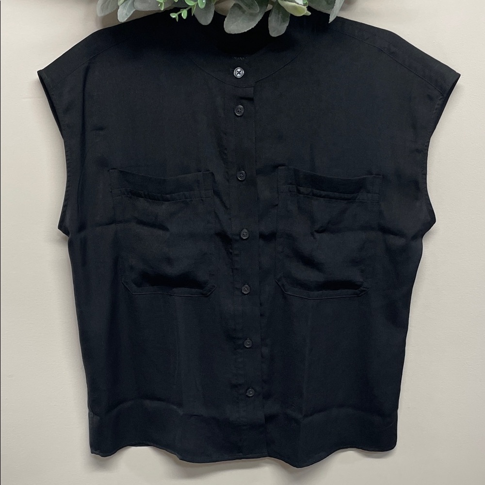 NWOT Banana Republic Cap Sleeve Button Down Mandarin Collar Blouse Pockets S